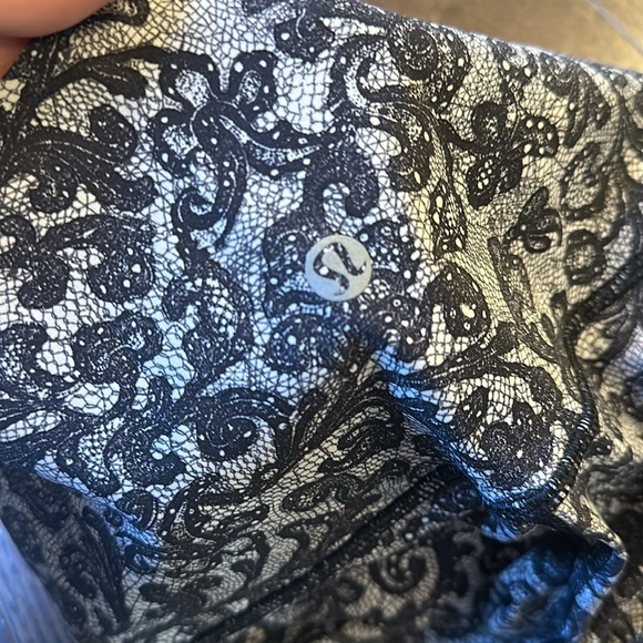 Lululemon Wunder Under Pant (Hi-Rise) - Picture 5 of 6